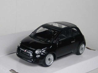 Fiat 500 2007, musta
