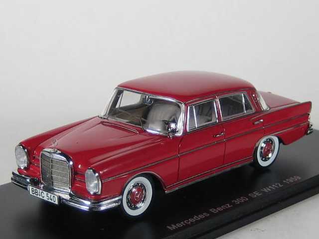 Mercedes 300SE 1959 (w112), punainen