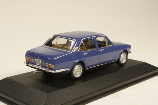 Alfa Romeo Alfetta 1.8 1972, sininen