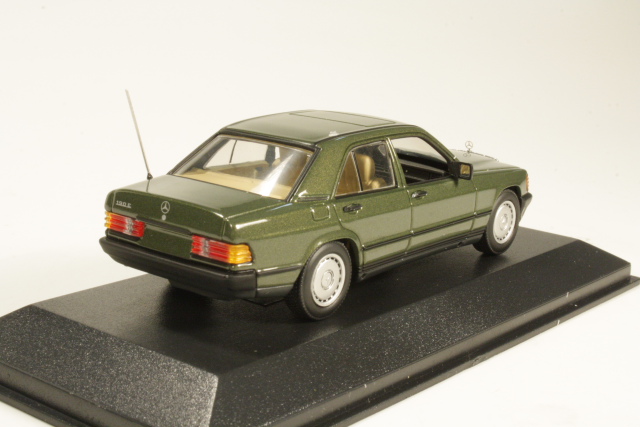 Mercedes 190E (w201) 1984, vihreä