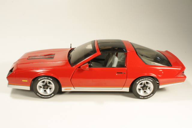 Chevrolet Camaro Z28 1982, red
