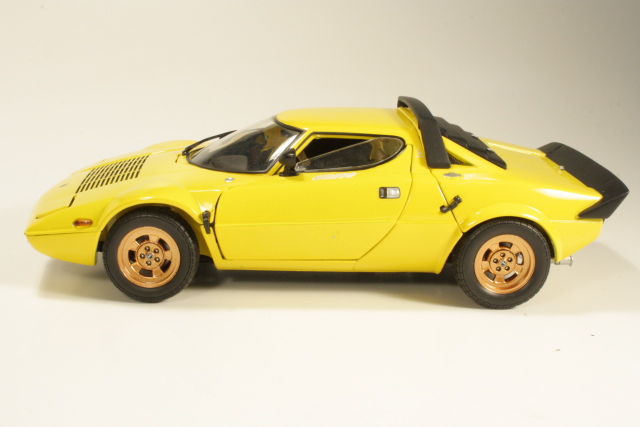 Lancia Stratos Stradale 1972, yellow