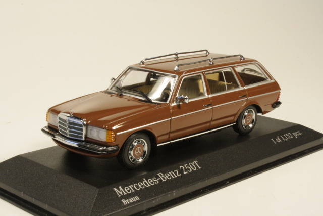 Mercedes 250T (s123) 1980, brown