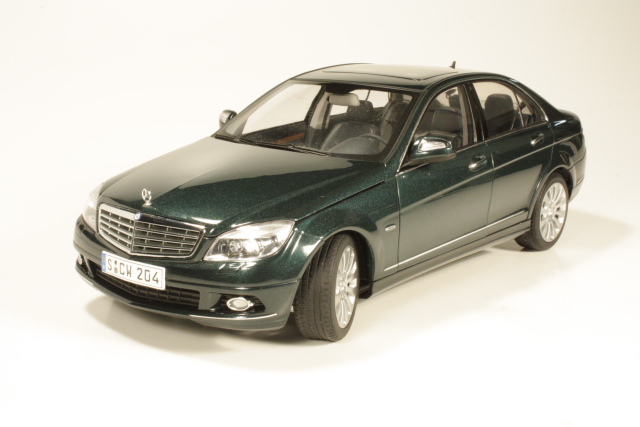 Mercedes C220 CDI Elegance (W204) 2007, vihreä