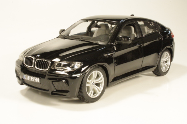 BMW X6 M 2009, musta