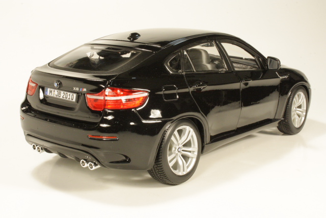 BMW X6 M 2009, musta