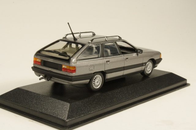 Audi 100 Avant 1990, hopea