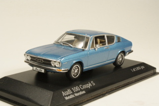 Audi 100 Coupe 1969, blue