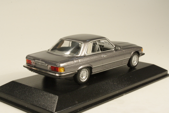 Mercedes 450SLC 1974, grey