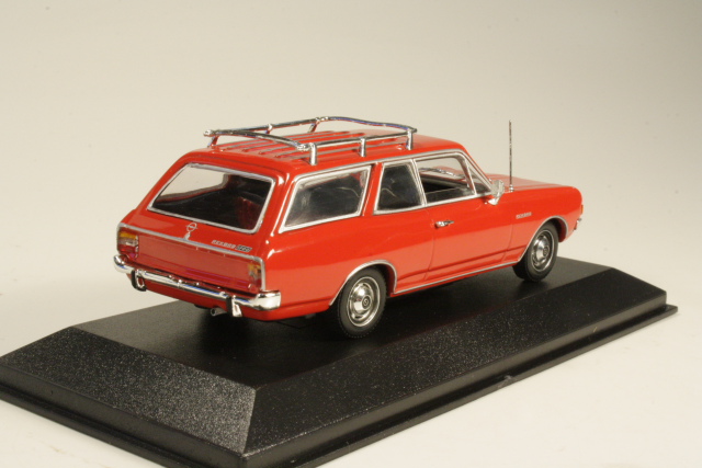 Opel Rekord C Caravan 1966, punainen
