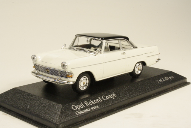 Opel Rekord P2 Coupe 1960, valkoinen/musta