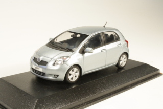 Toyota Yaris 2005, silver