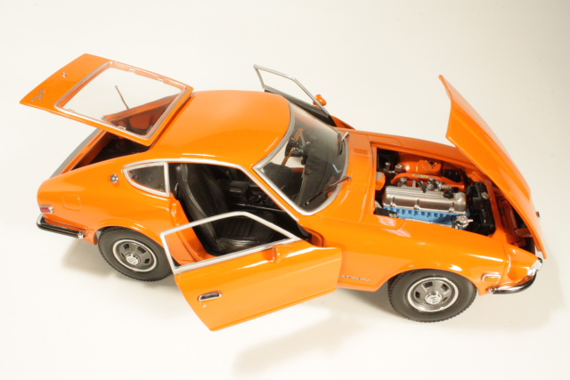 Datsun 240Z 1972, oranssi