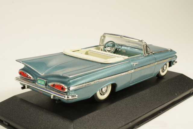 Chevrolet Impala Cabriolet 1959, vaaleansininen