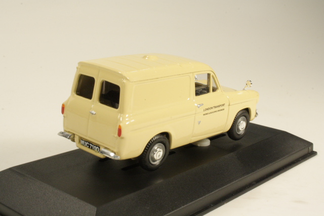 Ford Anglia Van "London Transport", kermanvalkoinen