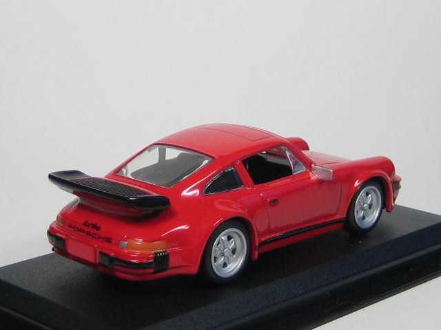 Porsche 930 Turbo, punainen