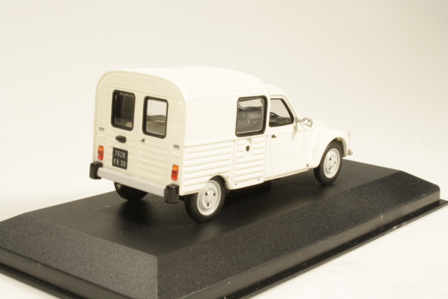 Citroen Acadiane 1980, valkoinen