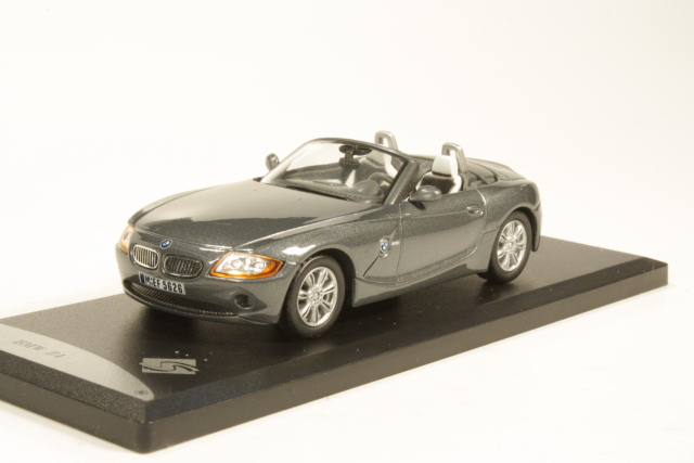 BMW Z4, grey