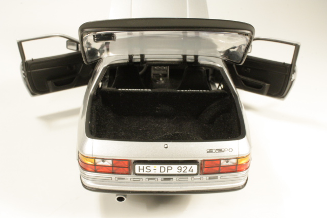 Porsche 924 1985, hopea - Sulje napsauttamalla kuva