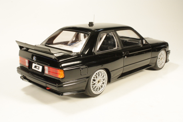 BMW M3 (e30) DTM "Plain Body Version", black