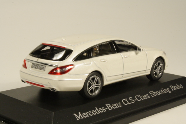 Mercedes CLS Shooting Break 2013, valkoinen - Sulje napsauttamalla kuva