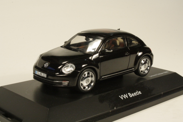 VW Beetle 2012, musta