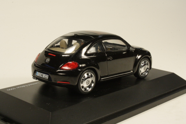 VW Beetle 2012, musta