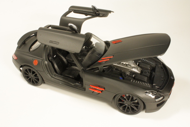 Mercedes SLS AMG, mattamusta