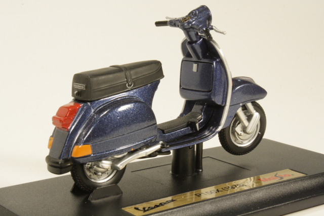 Vespa P150X 1978, blue