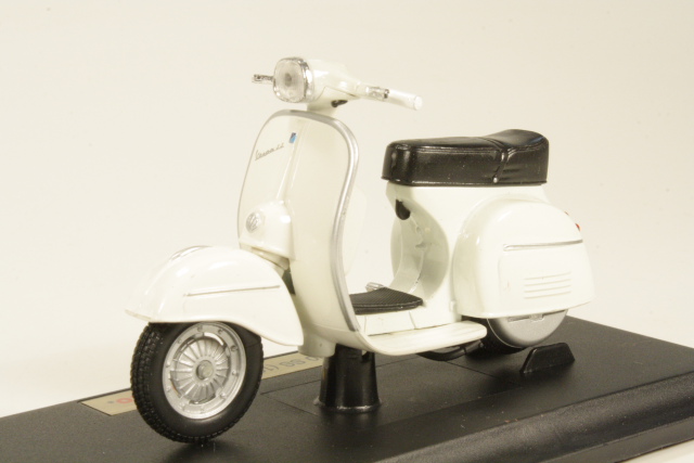 Vespa 180SS 1965, white