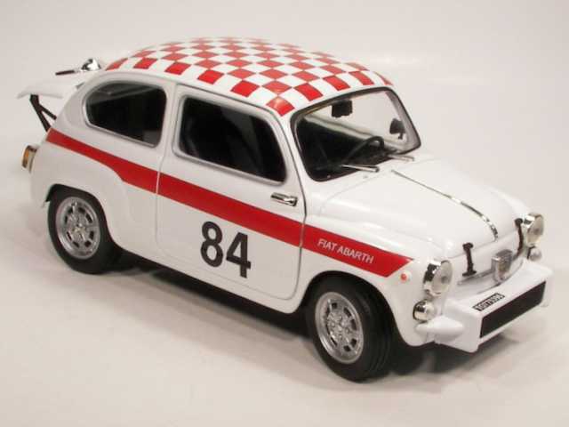 Fiat Abarth 850 TC 1961 no.84, valkoinen