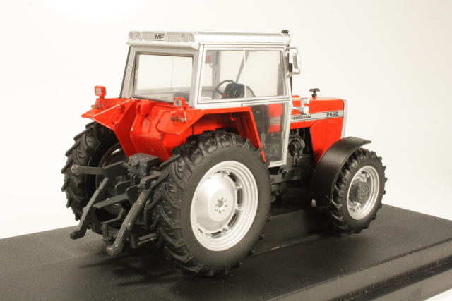 Massey Ferguson 2640 4wd 1979, punainen - Sulje napsauttamalla kuva