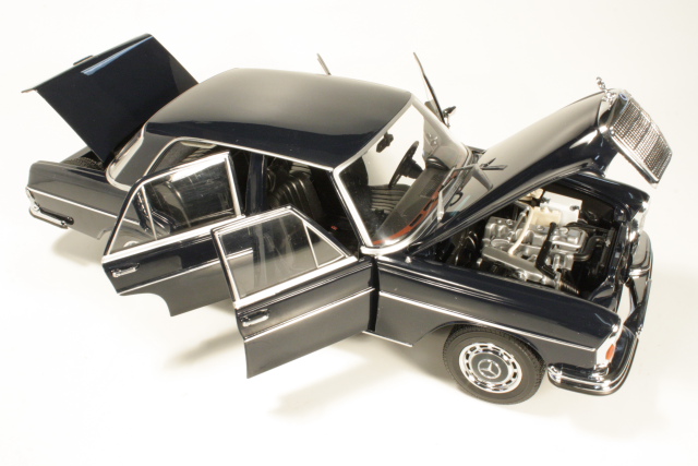 Mercedes 280SE (w108) 1969, tummansininen
