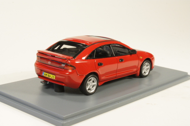 Mazda 323F (BA) Mk2 1994, red