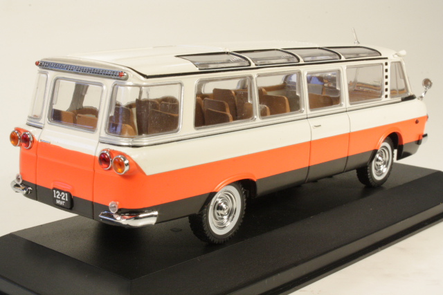 ZIL 118 Unost Tricolour, white/red/black