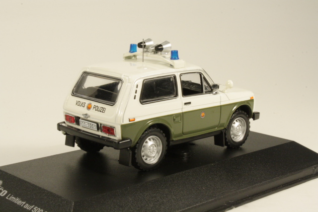 Lada Niva 1978 Volkspolizei, white/green