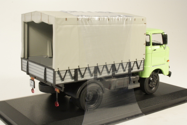 IFA W50L 1965, green