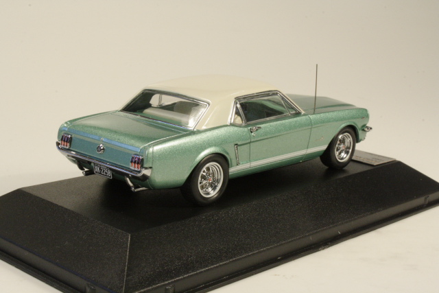 Ford Mustang 1965, vihreä - Sulje napsauttamalla kuva