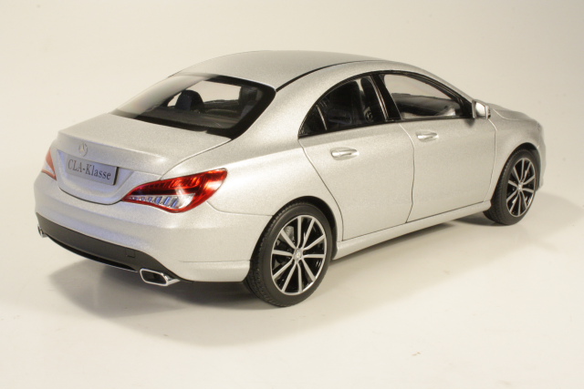 Mercedes CLA 2013, silver