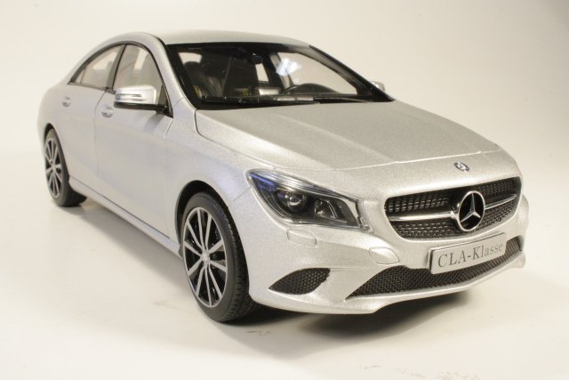 Mercedes CLA 2013, silver