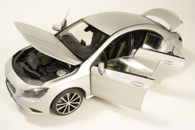 Mercedes CLA 2013, silver