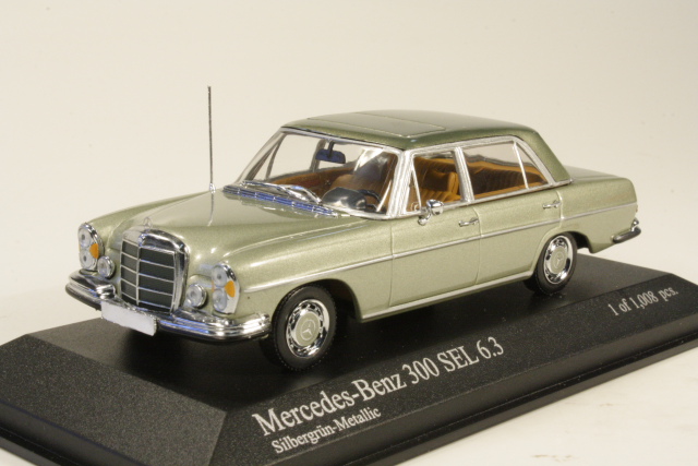 Mercedes 300SEL 6.3 (W109) 1968, vaaleanvihreä