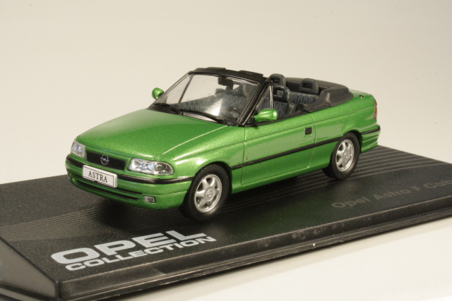 Opel Astra F Cabrio 1992, green