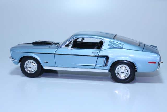 Ford Mustang GT Cobra Jet 1968, blue