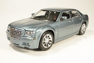 Chrysler 300 C Hemi, sininen - Sulje napsauttamalla kuva