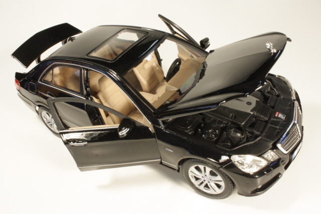Mercedes E-Class (w212) 2009, black