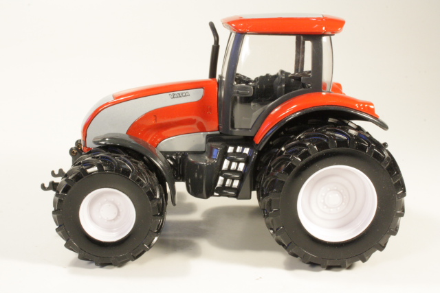 Valtra S Series, red "Double Wheels"