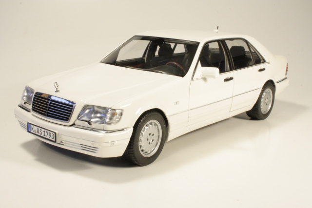 Mercedes S600 (w140) 1997, white