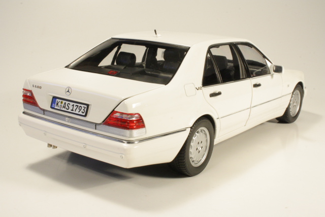 Mercedes S600 (w140) 1997, white