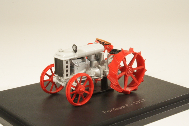 Fordson F 1917, harmaa